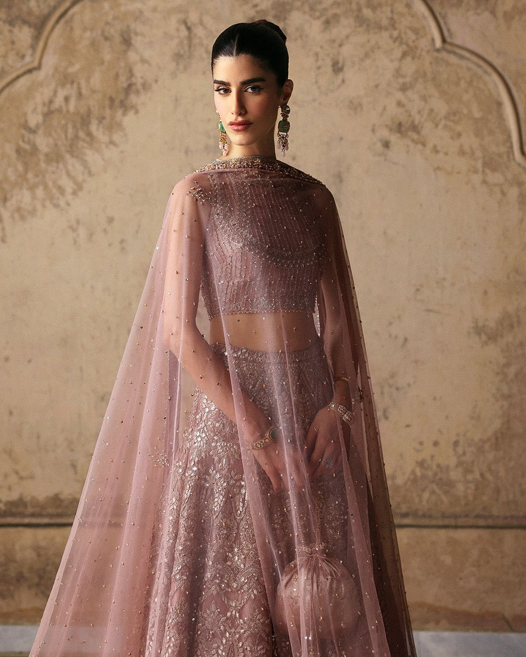 Faiza Saqlain - Prenia