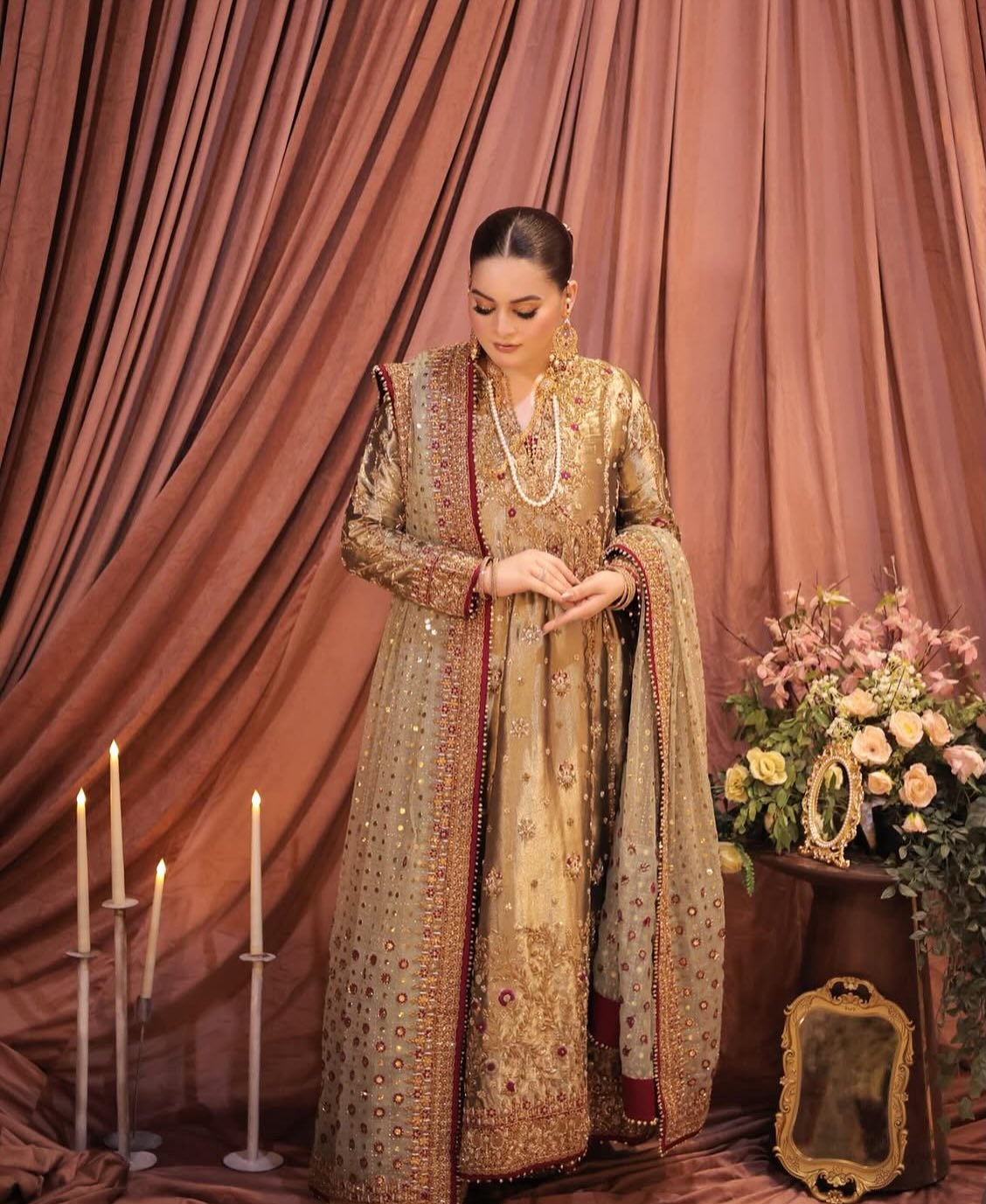 Haris Shakeel - Golden Angharaka (HS-GA-749)